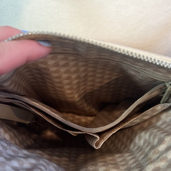 🌺Brighton Kari Messenger Bag🌺 - Picture 13 of 16